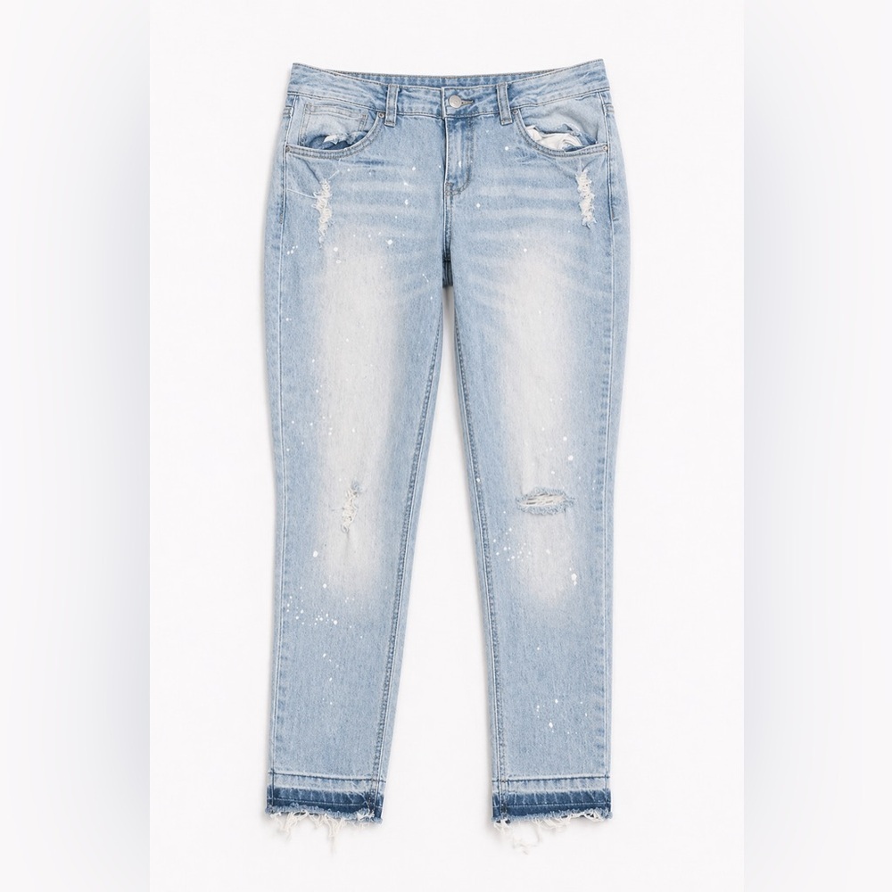 Dollhouse Alexa Distressed Light Wash Jeans​